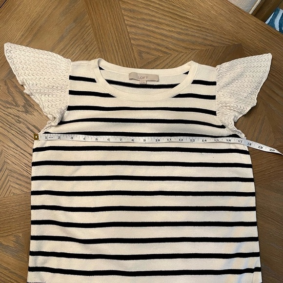 Loft knit black and white striped top with crochet flutter sleeves - Picture 5 of 6